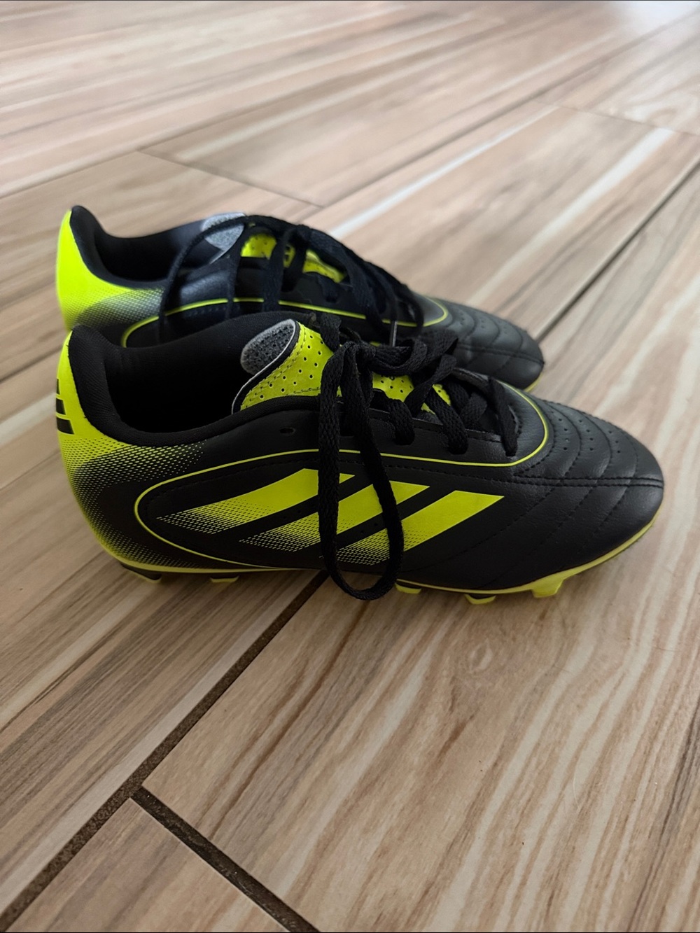 adidas Kids' Goletto IX FG/MG Soccer Cleats SZ 2 EUC